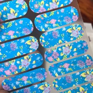 Jamberry blue floral Nail Wraps